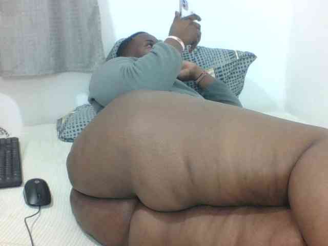 Sexyblacktits webcam