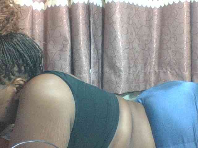 Sexyblacktits webcam