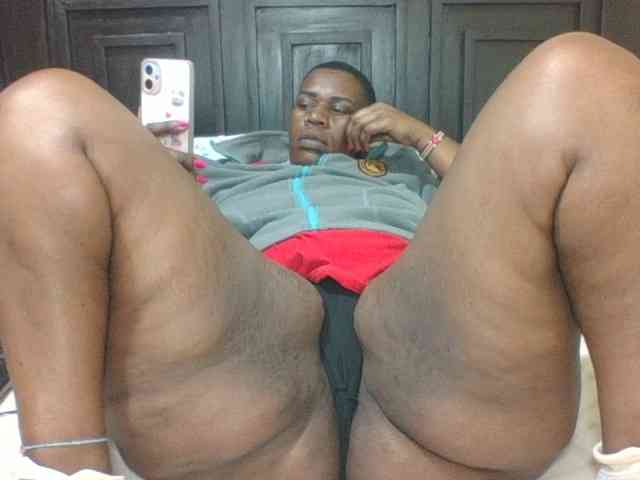 Sexyblacktits webcam