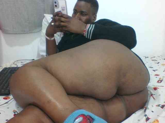 Sexyblacktits webcam