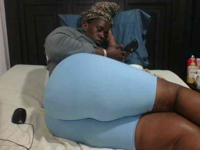 Sexyblacktits webcam