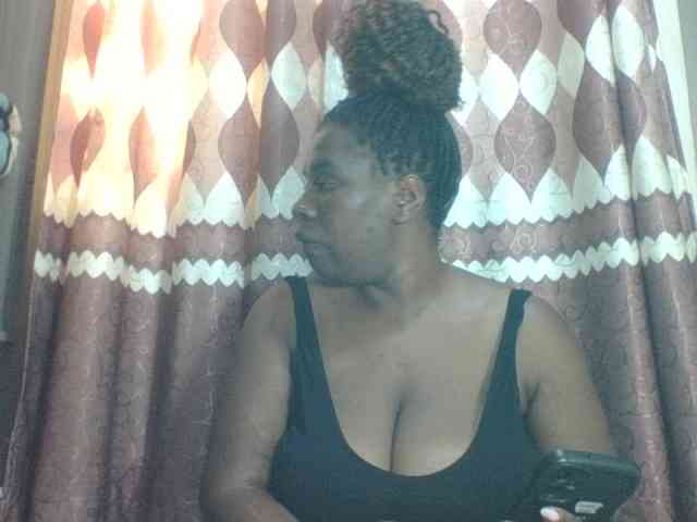 Sexyblacktits webcam