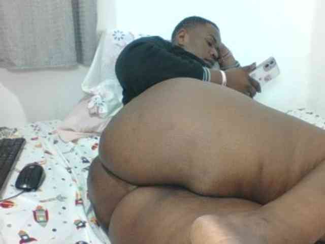 Sexyblacktits webcam