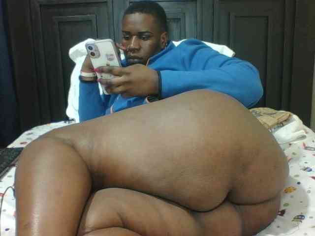 Sexyblacktits webcam