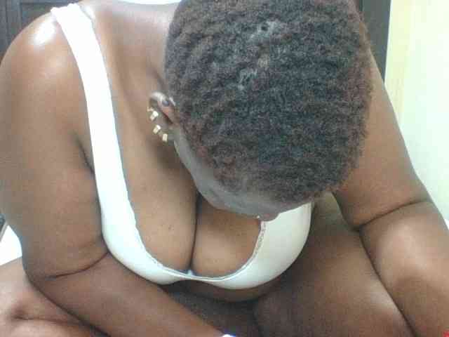 Sexyblacktits webcam