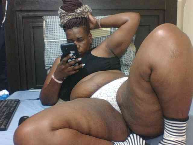 Sexyblacktits webcam