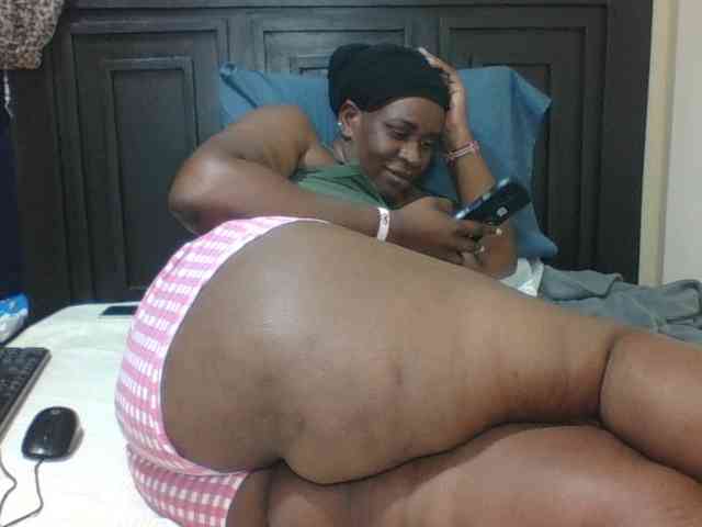 Sexyblacktits webcam