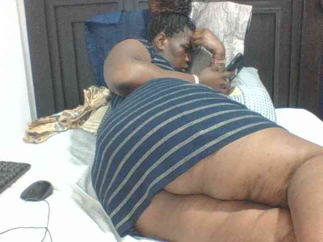 Sexyblacktits webcam