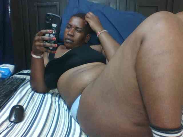 Sexyblacktits webcam