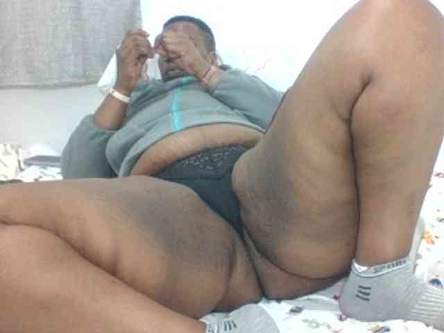 Sexyblacktits webcam