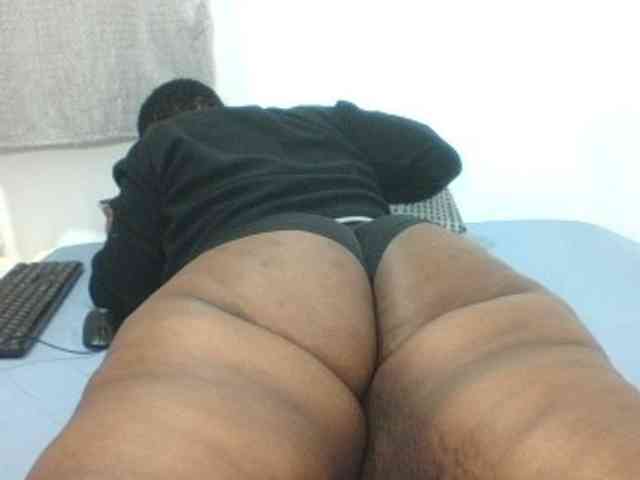 Sexyblacktits webcam