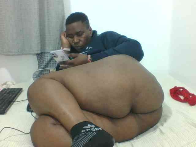 Sexyblacktits webcam