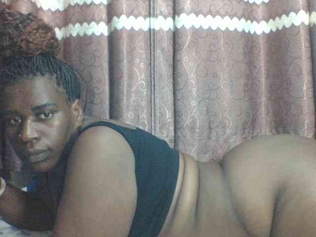 Sexyblacktits webcam