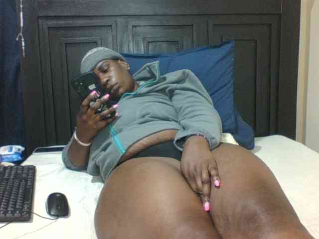 Sexyblacktits webcam