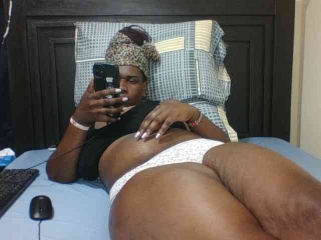 Sexyblacktits webcam