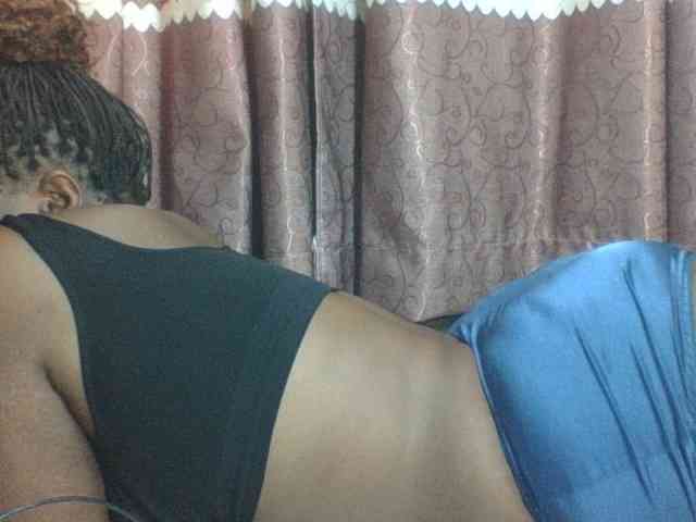 Sexyblacktits webcam