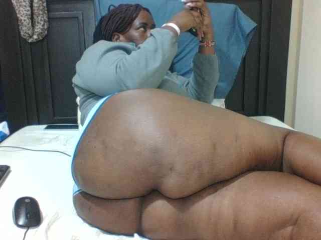 Sexyblacktits webcam