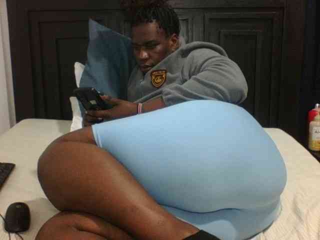 Sexyblacktits webcam