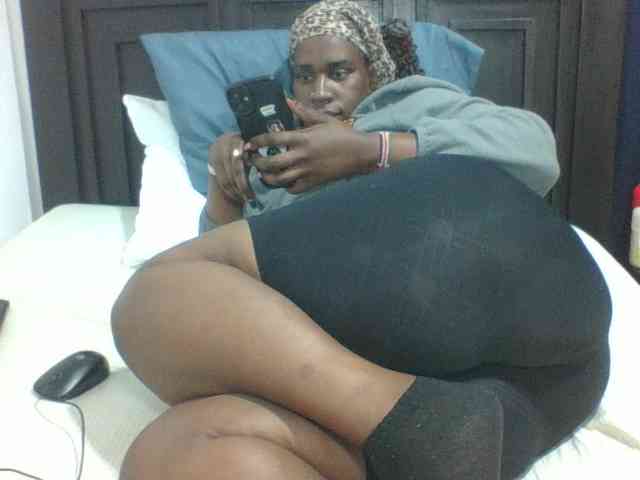 Sexyblacktits webcam