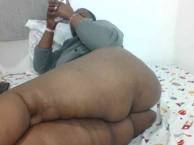 Sexyblacktits webcam