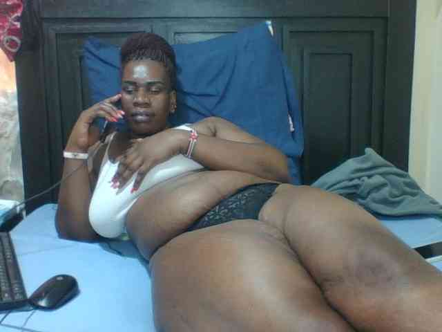 Sexyblacktits webcam