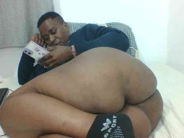 Sexyblacktits webcam