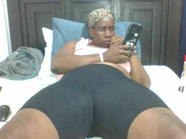 Sexyblacktits webcam