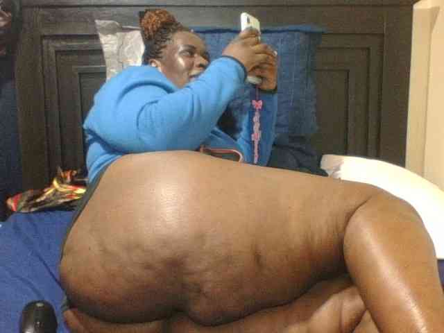 Sexyblacktits webcam