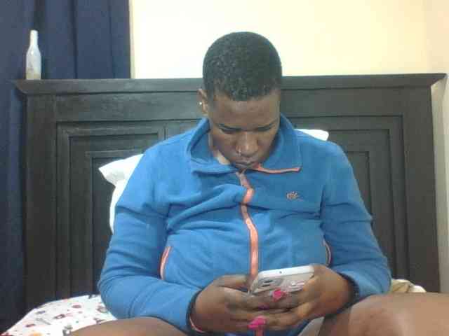 Sexyblacktits webcam