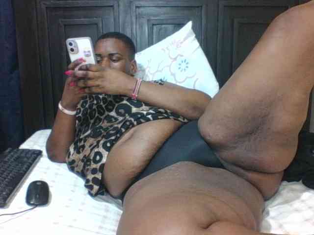 Sexyblacktits webcam