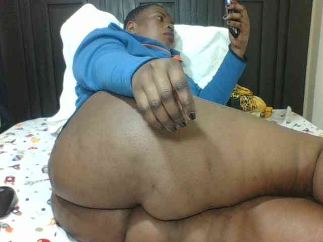 Sexyblacktits webcam