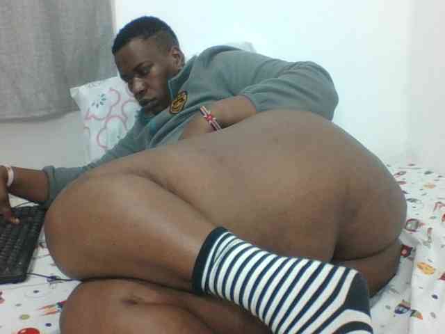 Sexyblacktits webcam