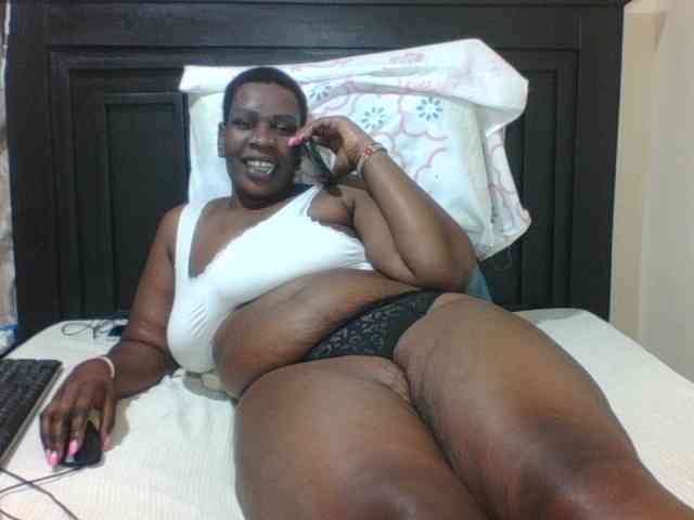 Sexyblacktits webcam