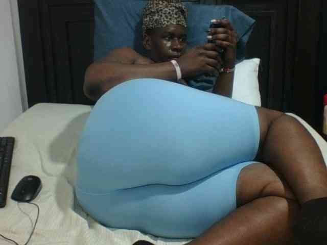 Sexyblacktits webcam