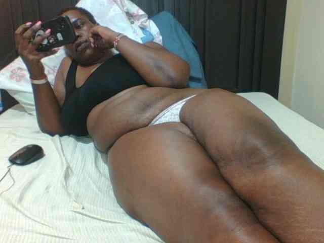 Sexyblacktits webcam