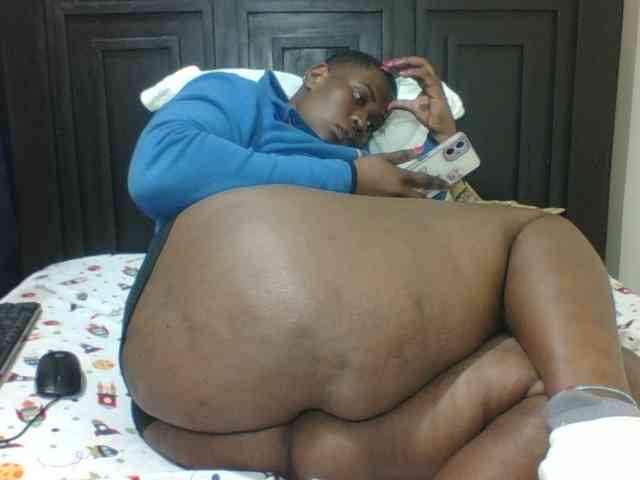 Sexyblacktits webcam