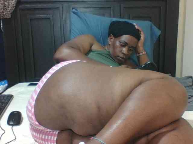 Sexyblacktits webcam