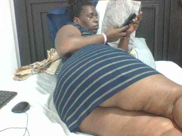 Sexyblacktits webcam