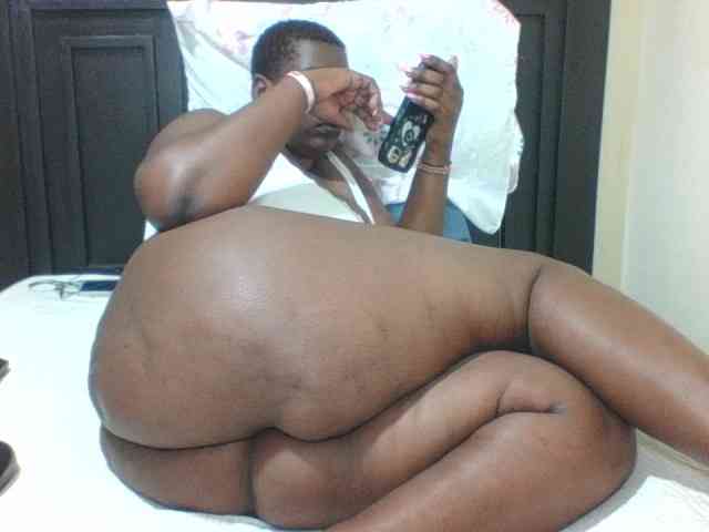 Sexyblacktits webcam