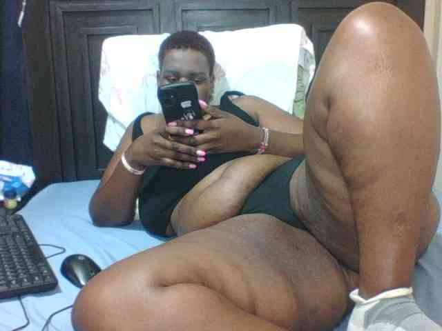 Sexyblacktits webcam