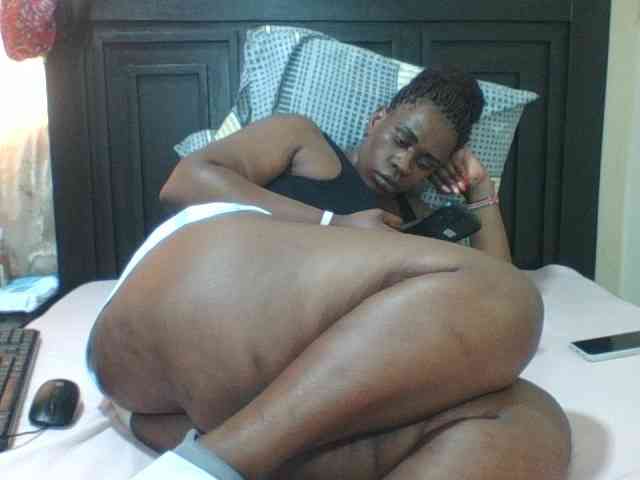 Sexyblacktits webcam