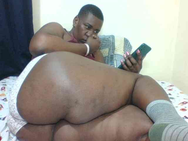 Sexyblacktits webcam
