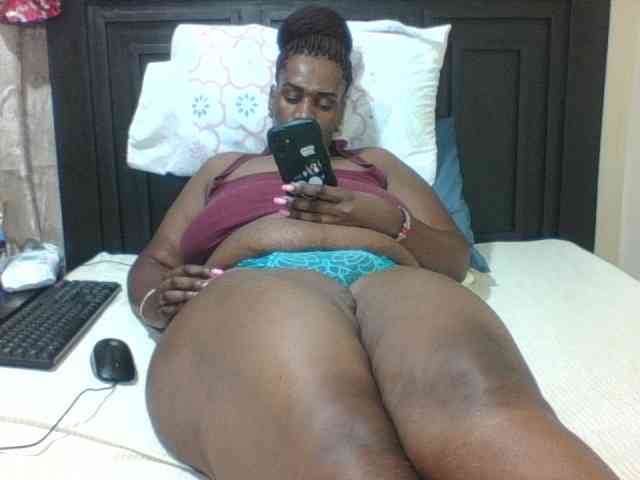 Sexyblacktits webcam