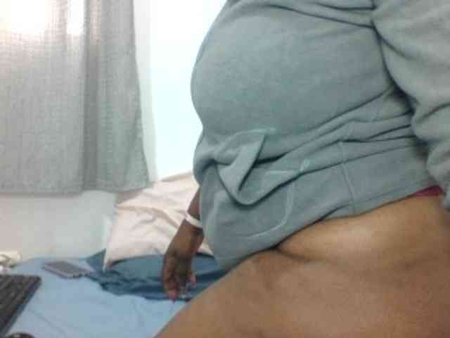 Sexyblacktits webcam