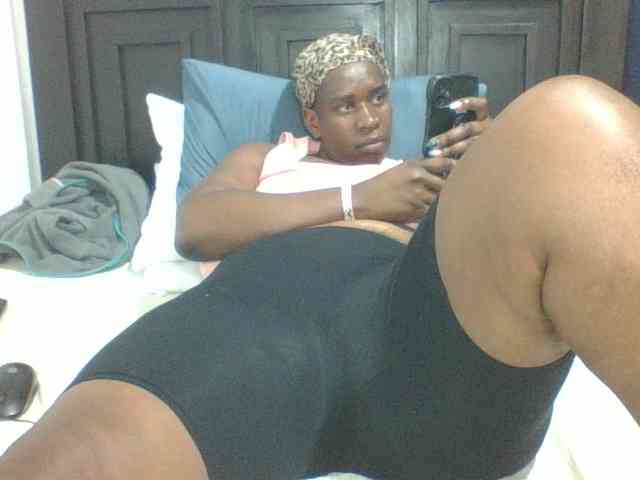 Sexyblacktits webcam