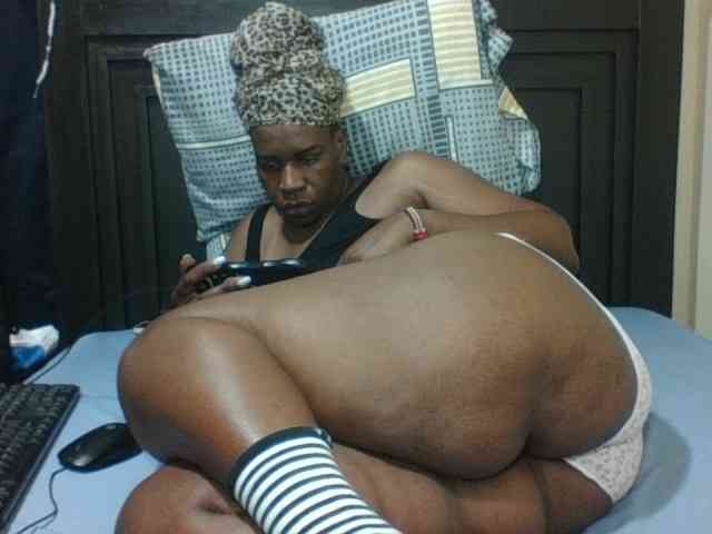 Sexyblacktits webcam