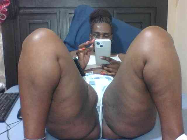 Sexyblacktits webcam