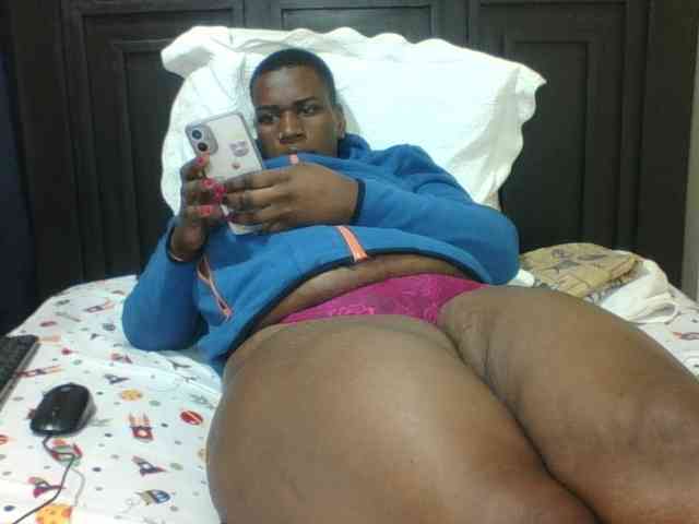 Sexyblacktits webcam