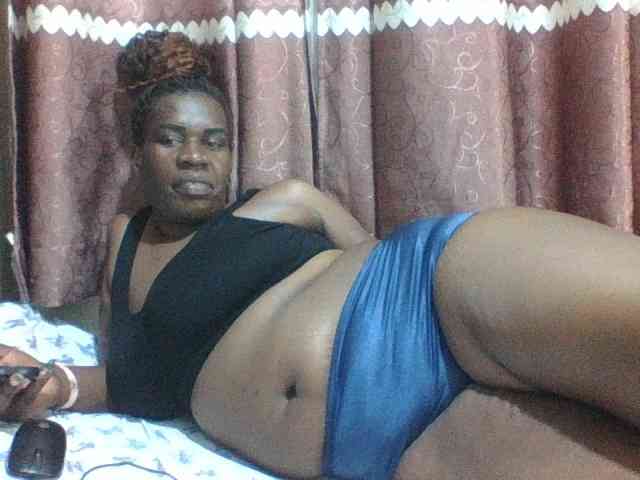 Sexyblacktits webcam