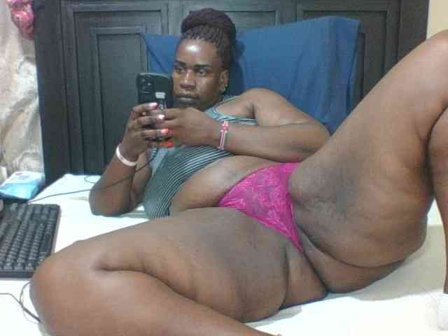 Sexyblacktits webcam